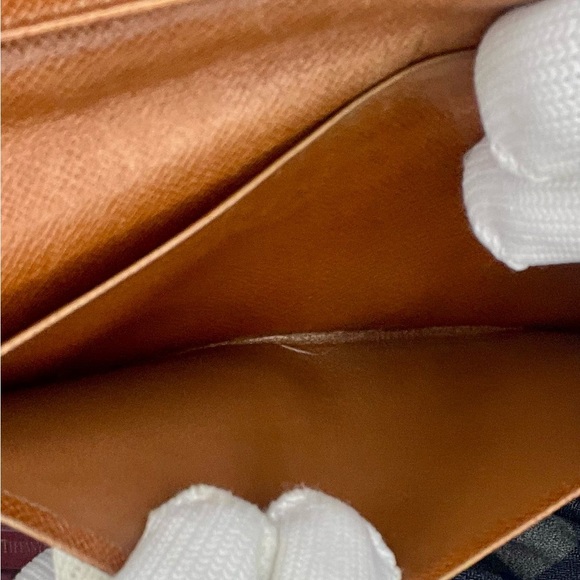 Louis Vuitton Monogram Long Wallet - Picture 8 of 11